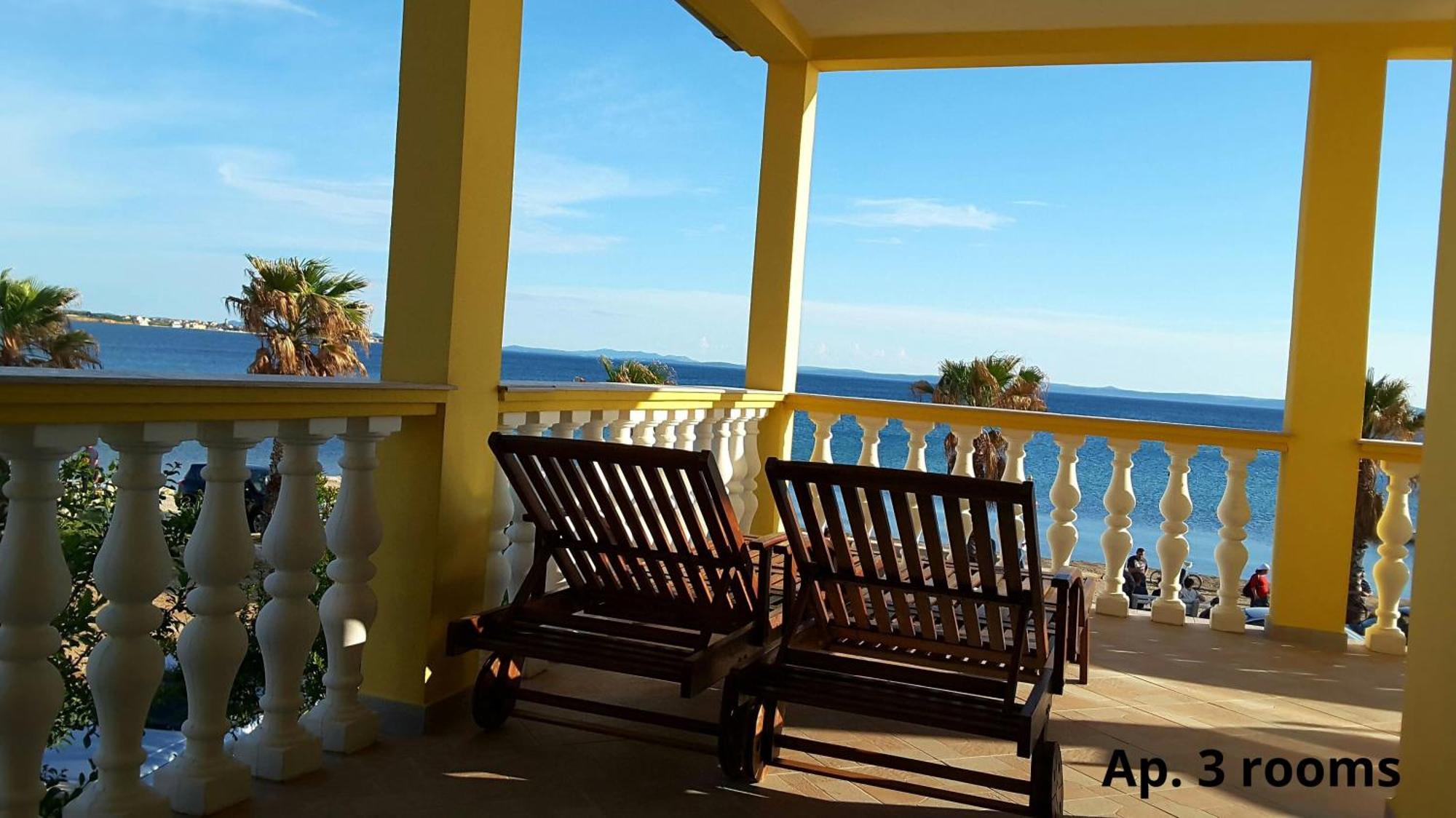 Deby Beach House Vir Kültér fotó